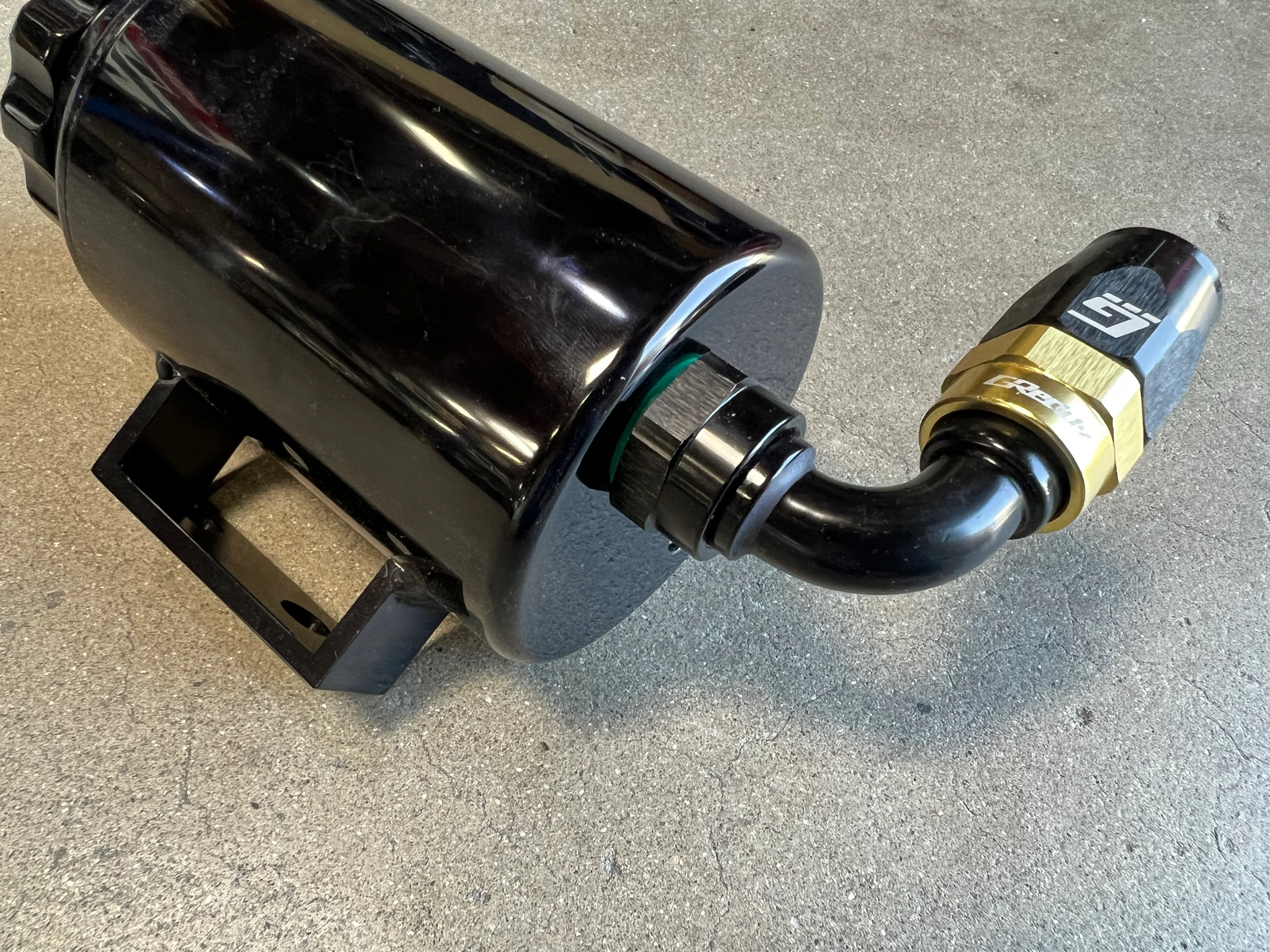 GReddy -08 ORB male Swivel Hose End(s) - Black / Gold anodized - Image 3