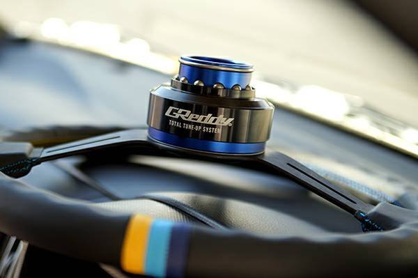 JDM GReddy Rapfix II Steering Wheel Quick Release or Hub Lock - Image 9