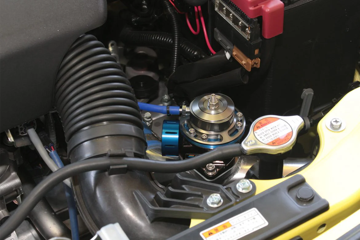 GREDDY TYPE-FV2 BOV KIT ZC33S - (11591217) - Image 2