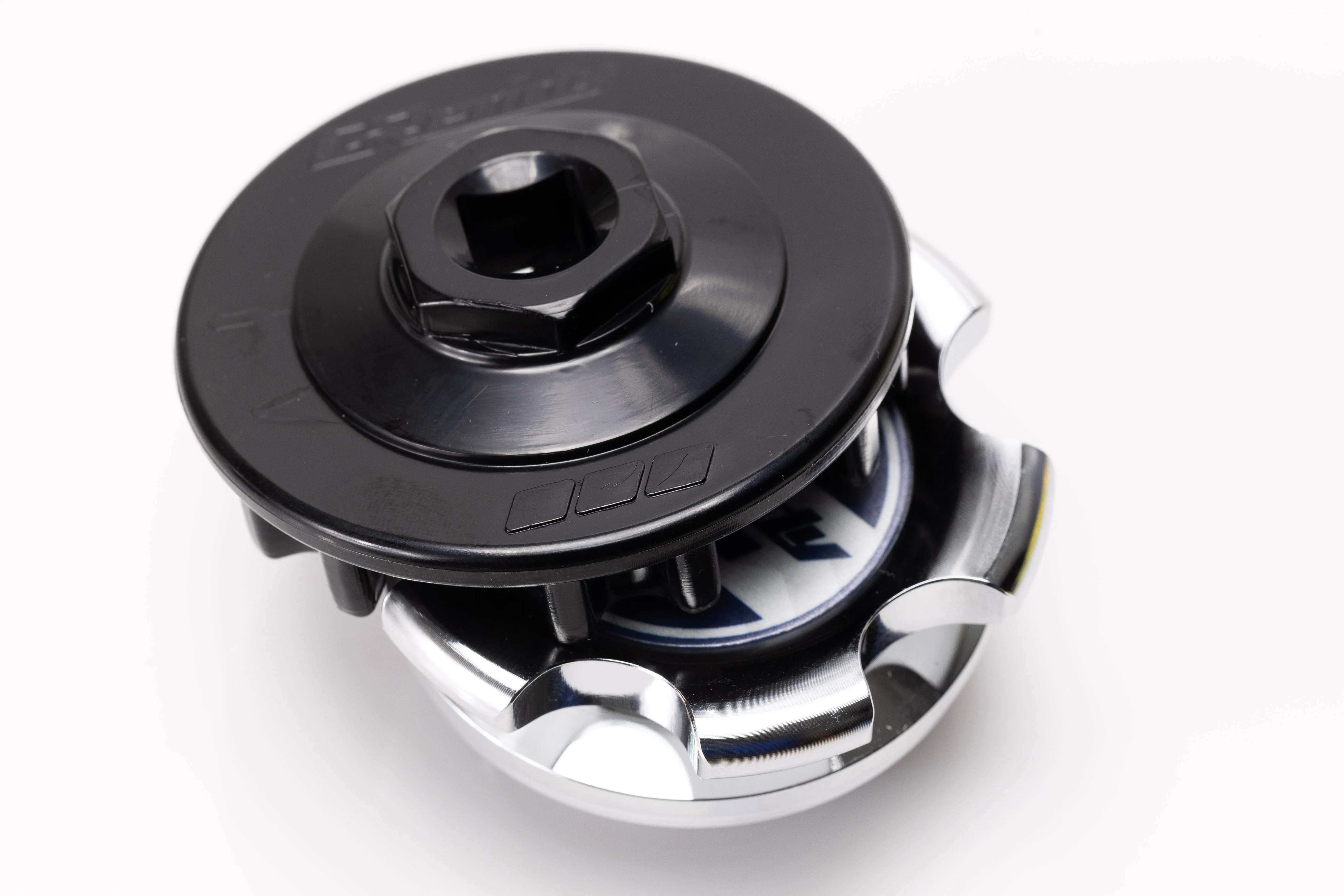 OIL FILLER CAP B-TYPE, 01 TOY/ DAI - CHROME - (13901511) - Image 3