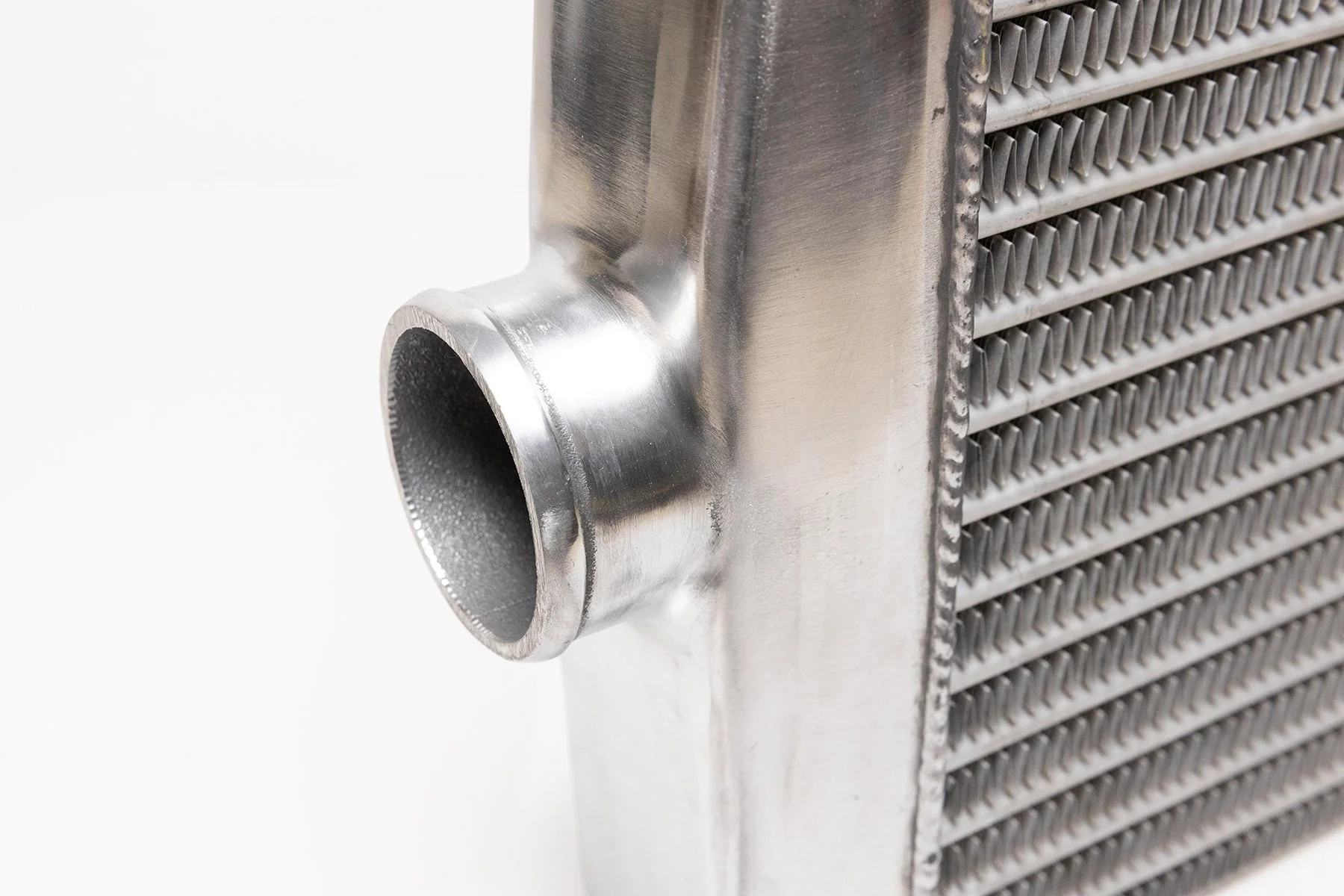 UNIVERSAL INTERCOOLER SPEC TYPE-24, MID 60mm INLET/OUTLET - (12001410) - Image 2